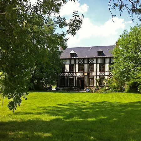Bed and Breakfast Le Petit Manoir De La Vernelle Fourmetot Zewnętrze zdjęcie